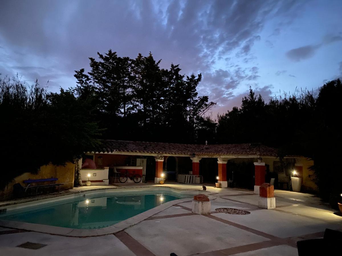 Le Clos De L'Isle Arles Eksteriør billede